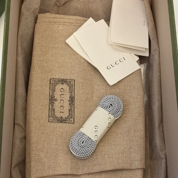 size 41G - Gucci Basket Demetra Black White Sneakers